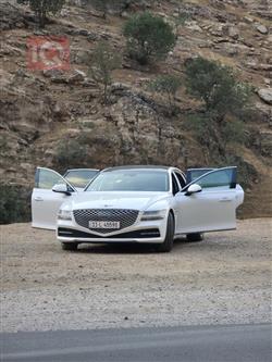 جێنسس G80